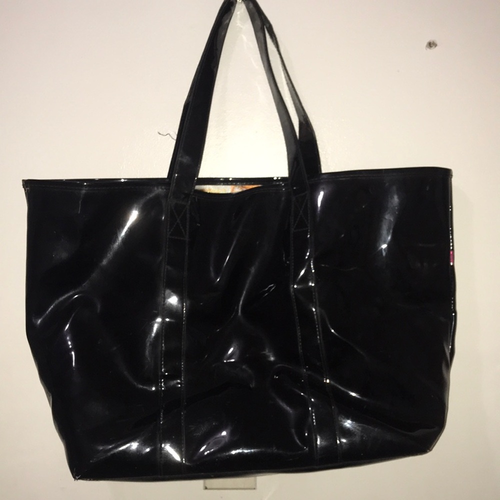 Victoria’s Secret oversize tote - Picture 2 of 3